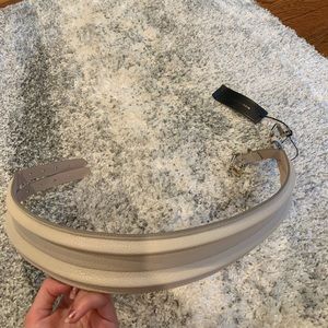 Super cute white leather women’s belt